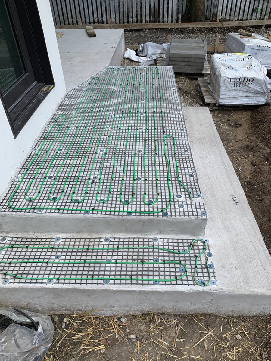 Smartinstall in Elmhurst illinois for heated driveway and walkway with snow melt system and geogrid (34)