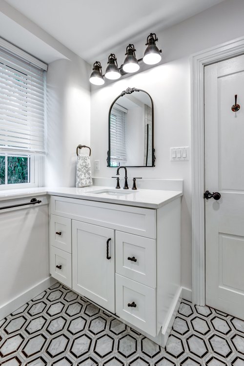 Red Oak Remodeling Aug 2025 Vanity