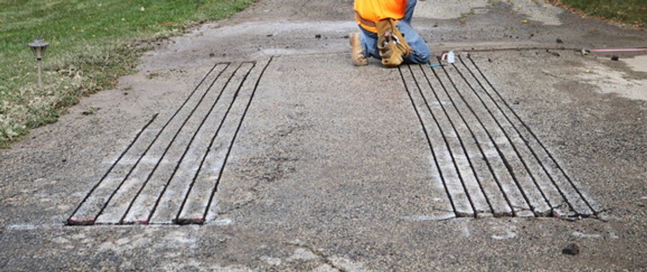 Smart Winter Safety: Efficient Retrofit Tire Track Heating for a Residential Driveway