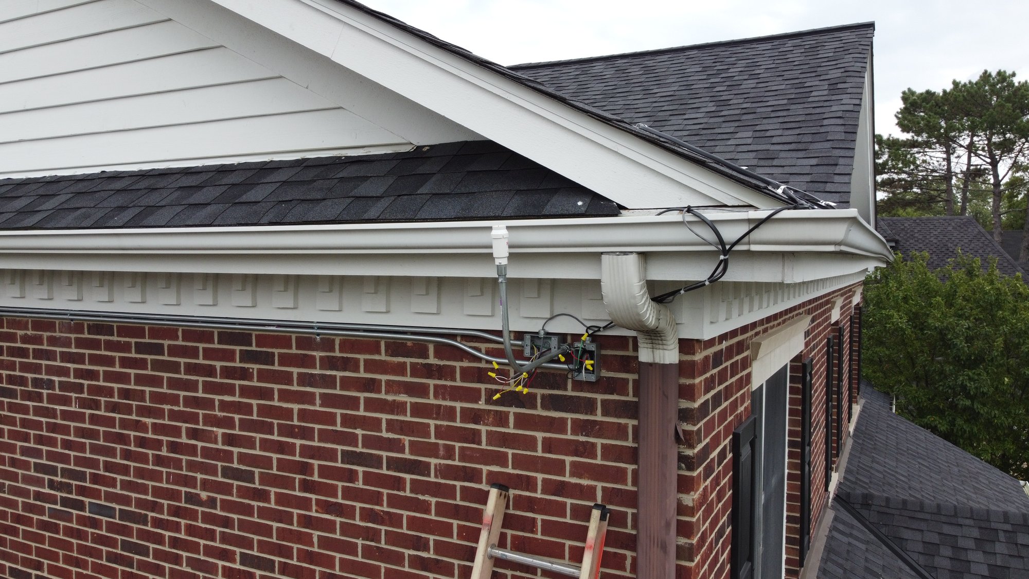 Roof and gutter installation aerial sensor view