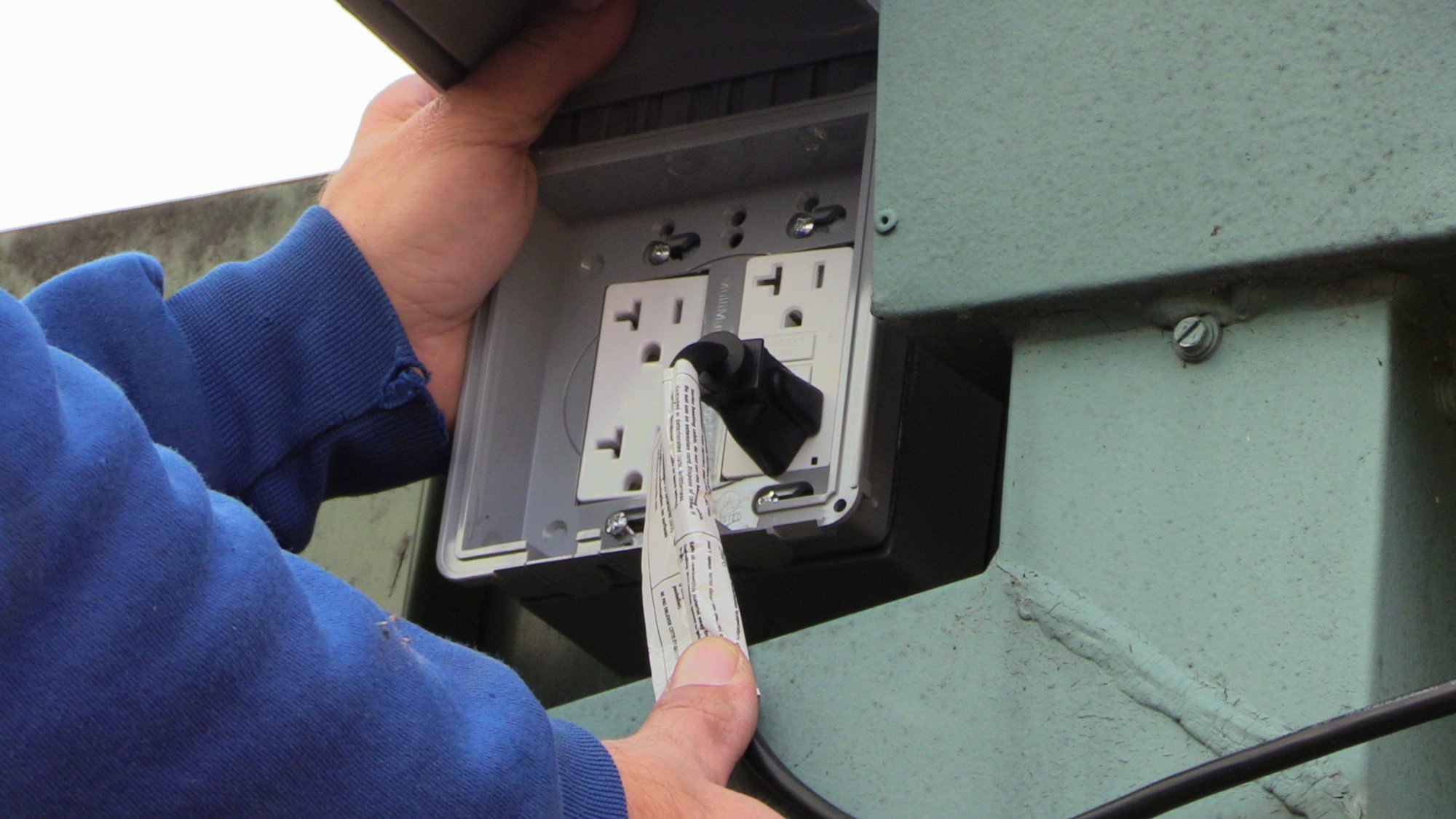 Roof and Gutter installation for WarmlyYours Office power source
