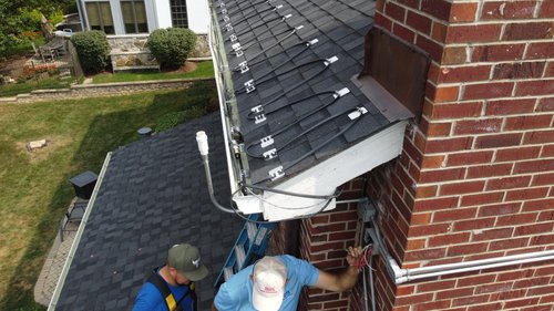 Roof & Gutter Deicing SmartInstall Showcase in Clarendon Hills, IL ...
