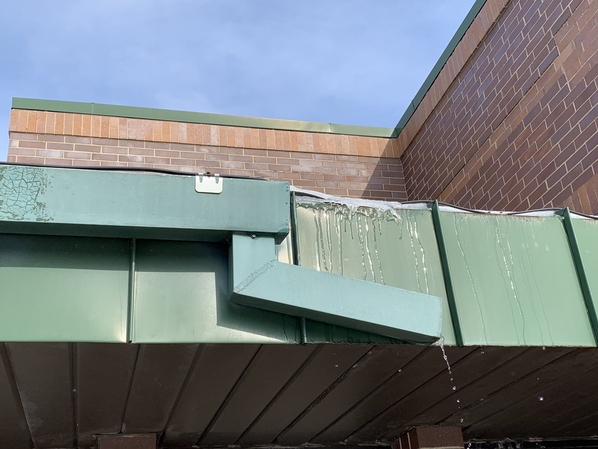 Roof and gutter installation with constant wattage snow melting LAKE ZURICH, IL