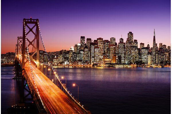 San Francisco Skyline w Bay Bridge at night