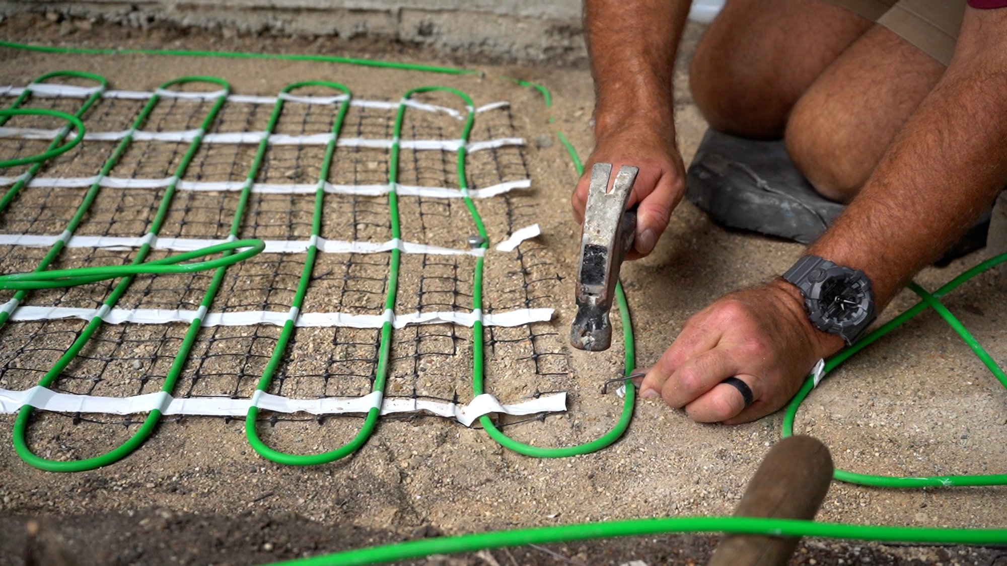 securing electric heating cable for snow melting EVANSTON, IL