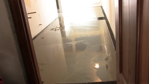 Self leveling cement curing for Floor Heating Mat Installation