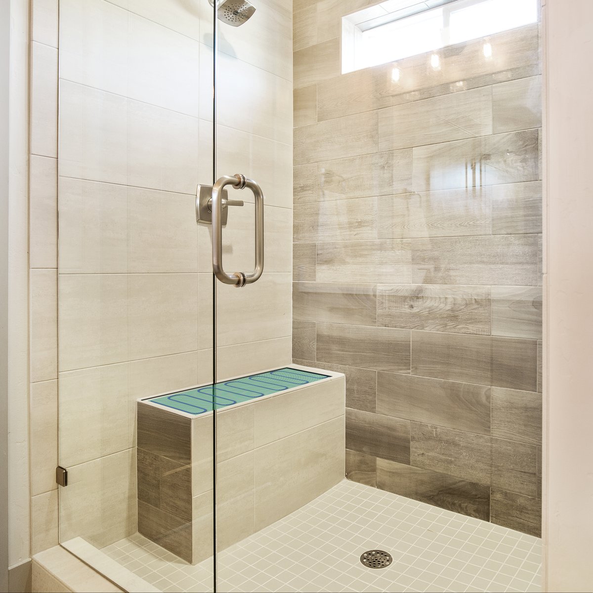 TempZone™ Shower Bench Mats Lifestyle