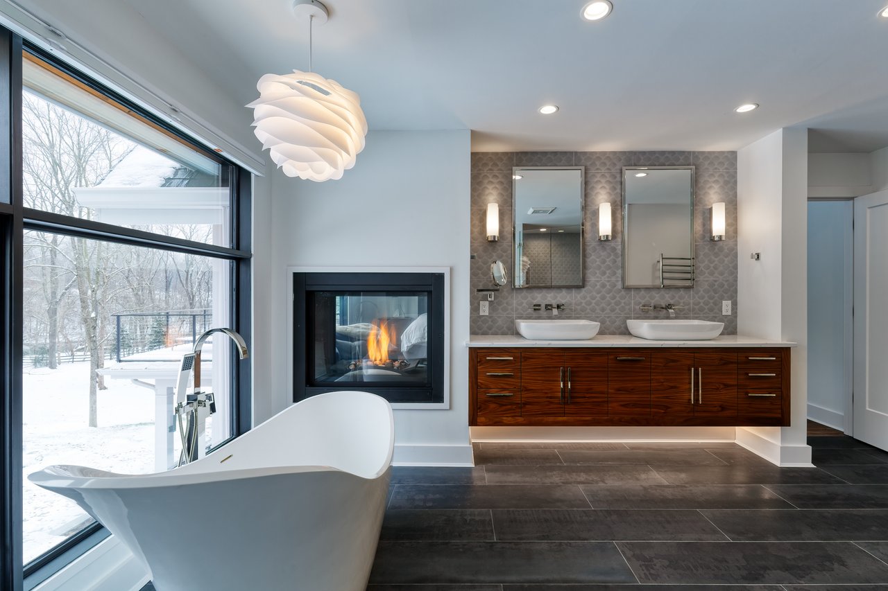 Fireside Comfort: A Luxurious Heated Master Bathroom in Cincinnati, Ohio