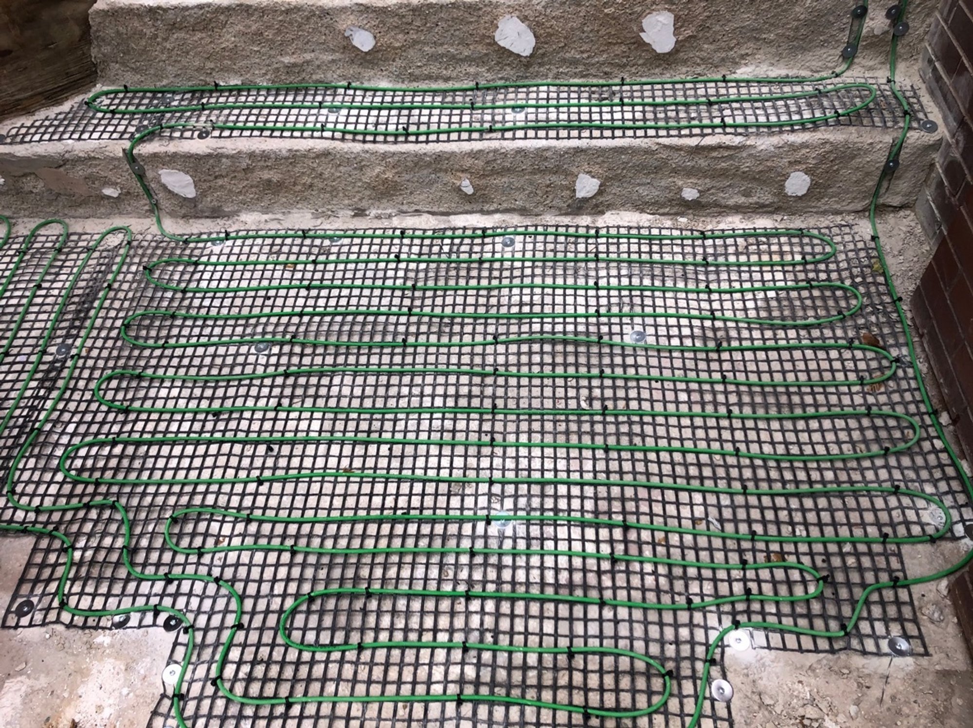 SmartInstall for Snow Melt Cable on Stairs and Landing