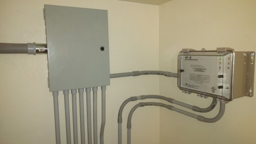 Snow Melting system electrical connection and control for heated driveway
