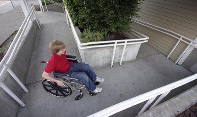Unrestricted Access: Snow-Free Concrete Ramp in Elmhurst, IL