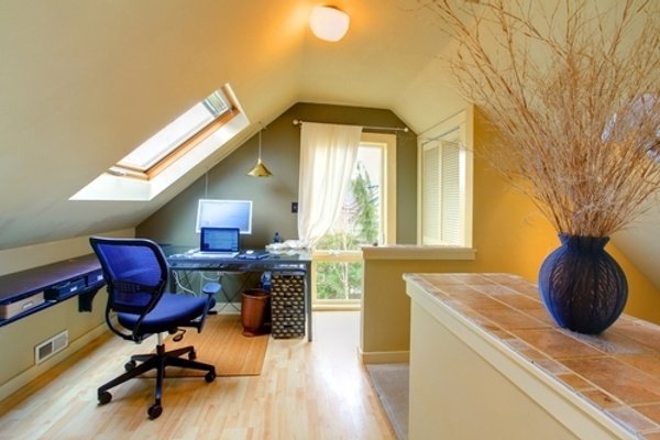 Soften the Edges of a Home Office To Keep It in Step with the Rest of the House