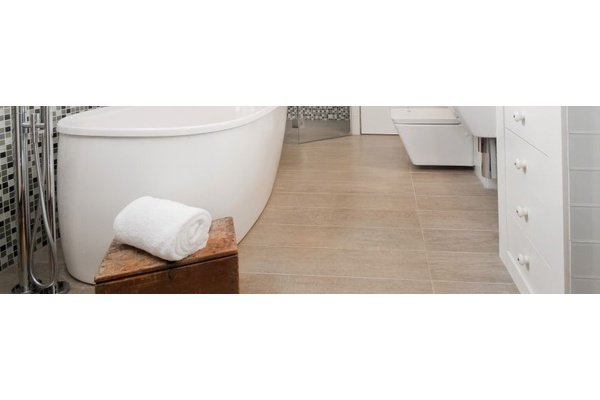 Spa Bathroom Lifestyle Floor Heating Banner