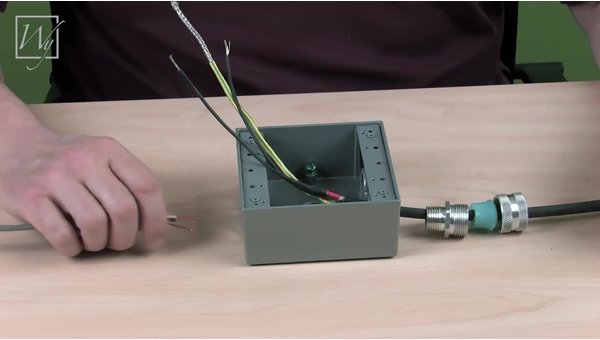 Tech Tips: Power-Termination of Self-Regulating Deicing Cable in a J-Box for Roof & Gutter or Pipe Freeze Protection