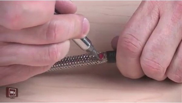 Tech Tips: Power-Termination of Self-Regulating Deicing Cable in a J-Box for Roof & Gutter or Pipe Freeze Protection