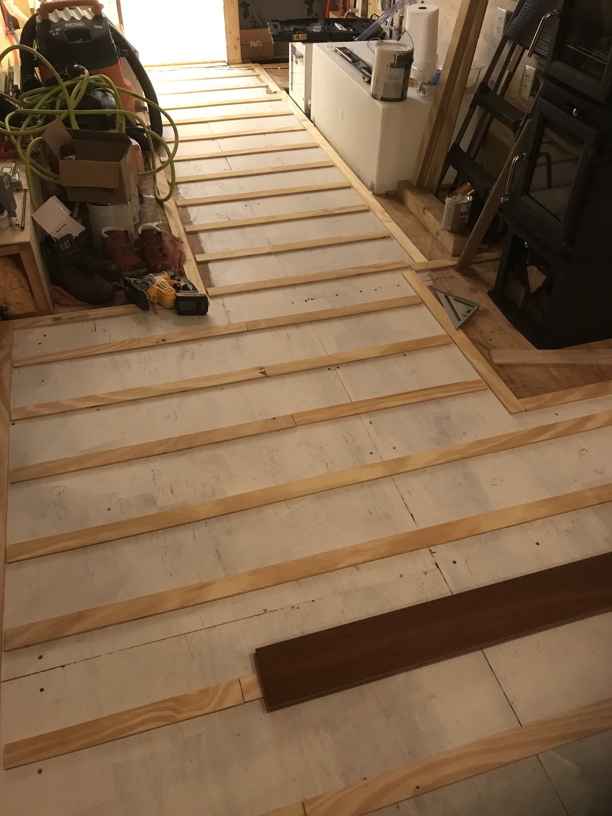 Tiny Living Living Large - Installing TempZone Cable with Sleepers 2