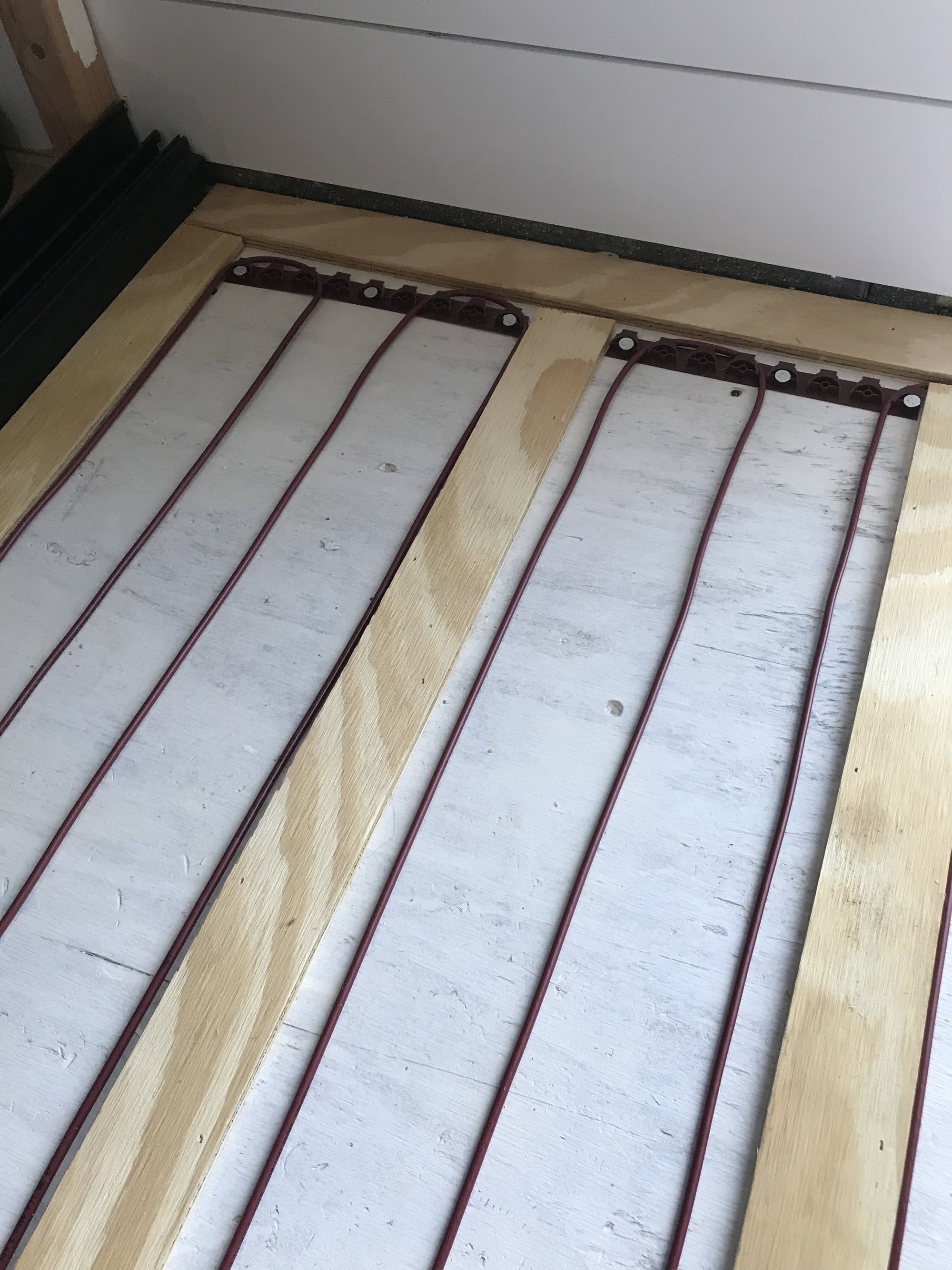 Tiny Living Living Large - Installing TempZone Cable with Sleepers 4