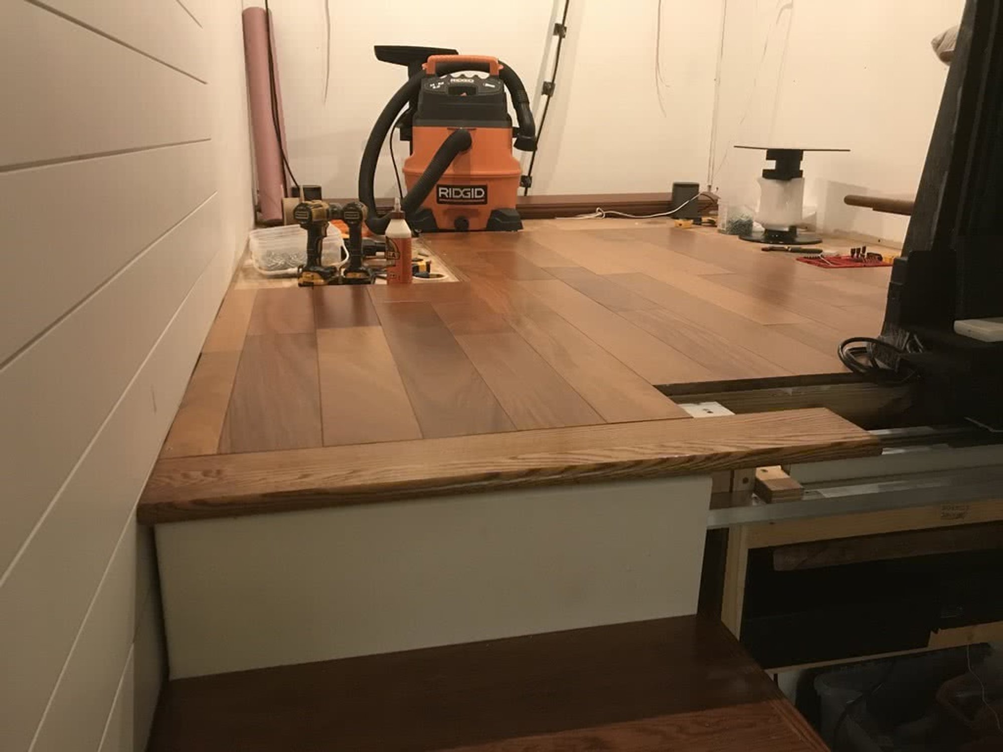 Tiny Living Living Large - Landing with floor heating