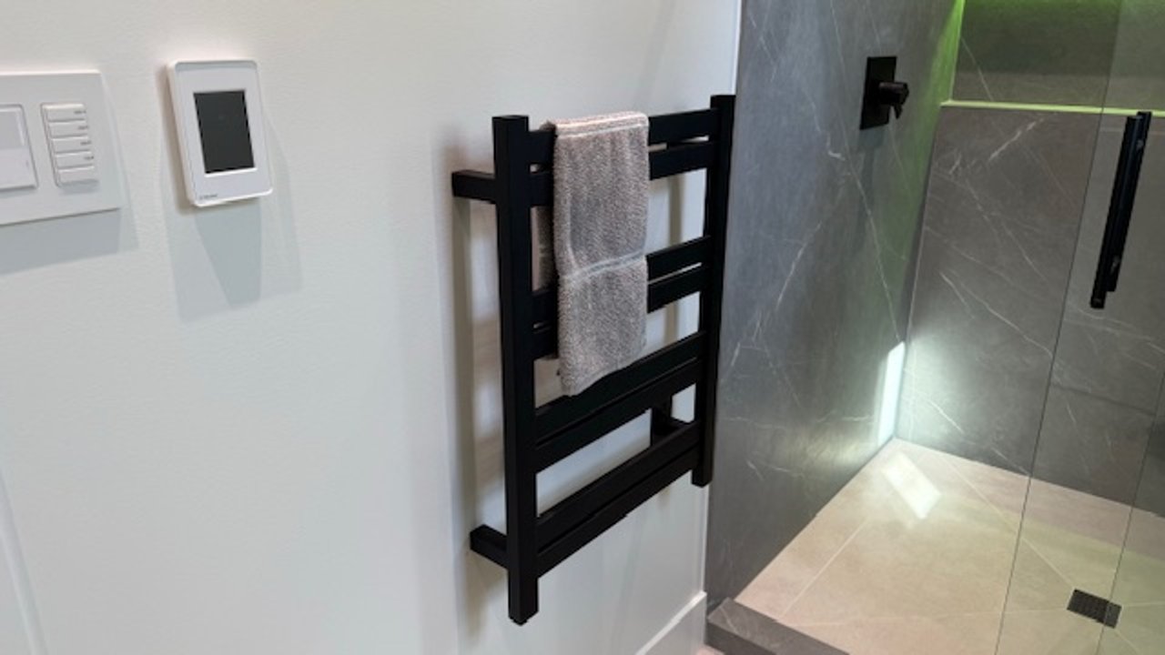 The Maple Towel Warmer: A Fusion of Texan Warmth and Minimalist Design