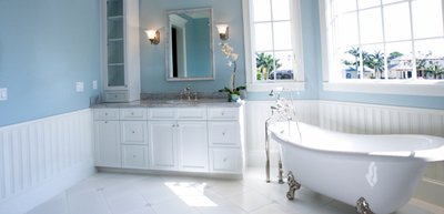 Traditional-Bathroom