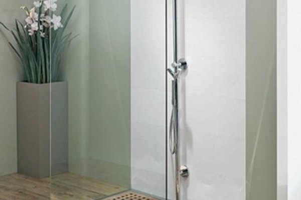 Universal design is a good choice for individuals who want a bathroom that will be safer for them as they age