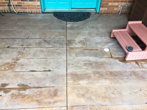Post installation photos of heated concrete patio at Kildeer house near pool and spa (2)
