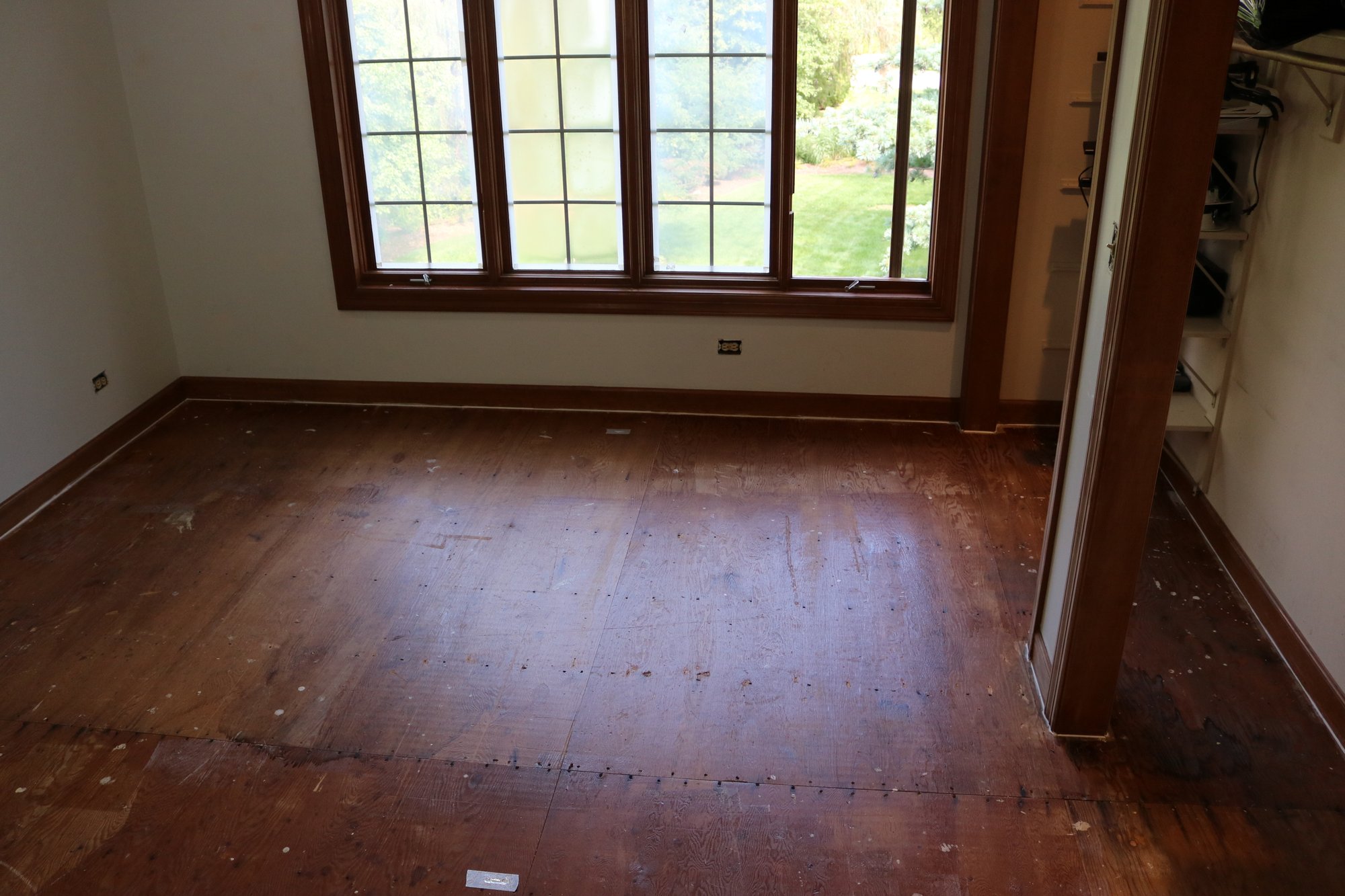 view of whole room before installation