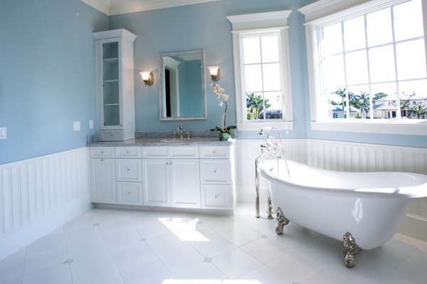 Vintage Bathroom Lifestyle Stock Photo