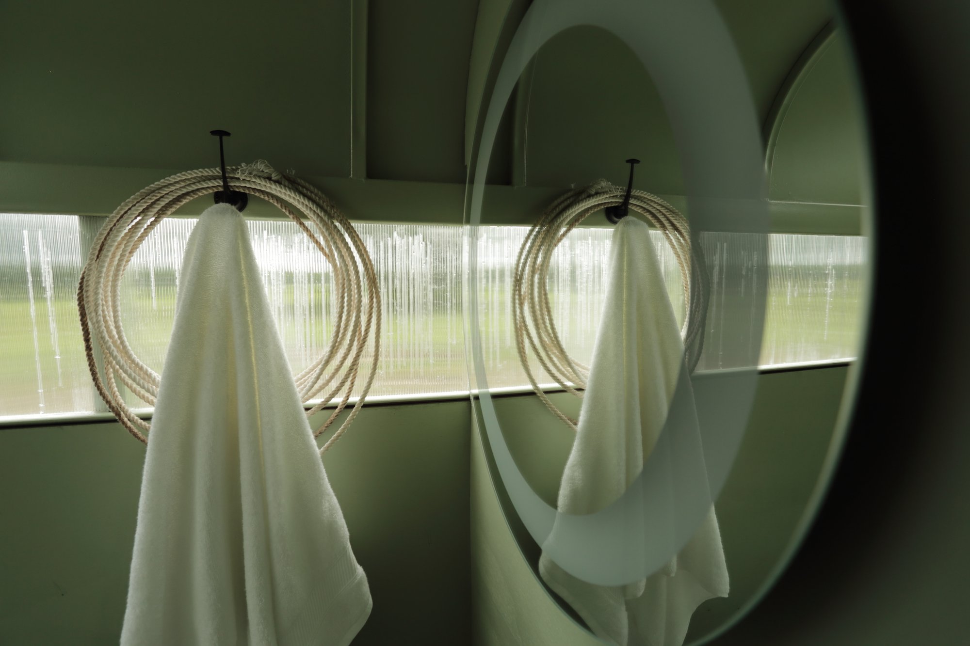 You Can't Turn That into a House - Horse Trailer with LED Mirror