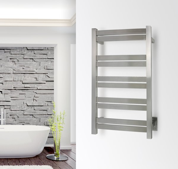 Wall Mounted towel warmer: Grande