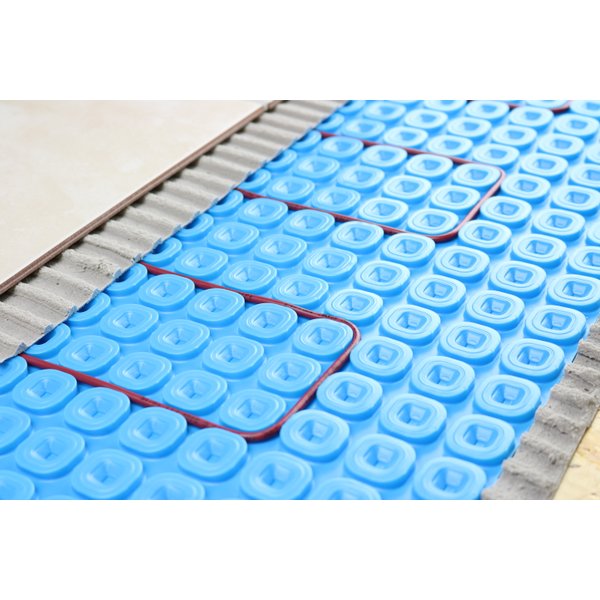 Uncoupling membrane and electric floor heating cable under tile.