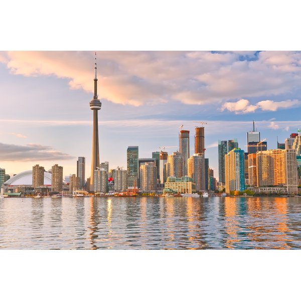 Toronto skyline at dusk